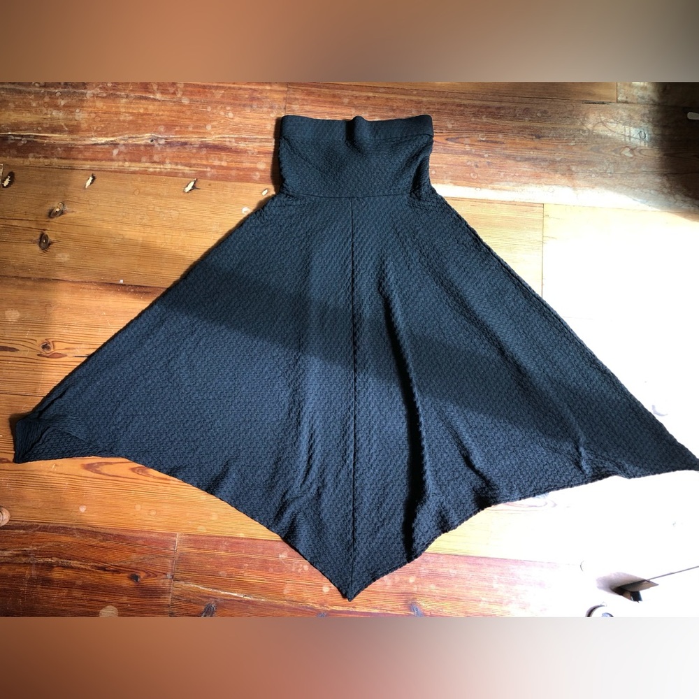 Urban Outfitters, black strapless waffle knit dress